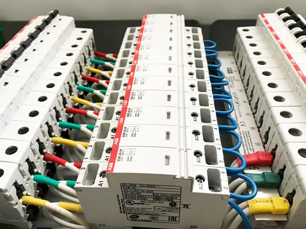 цветовая маркировка ЖЗК в электрощите