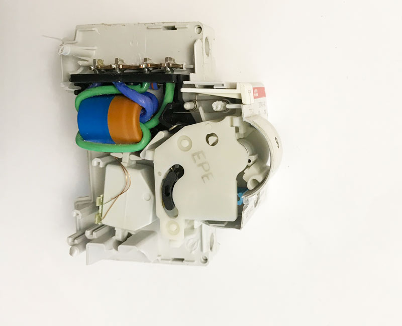 Принцип работы УЗО