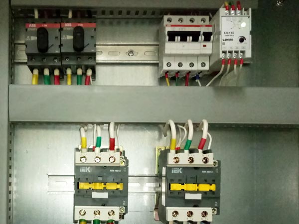 Для чего применяются реле контроля фаз