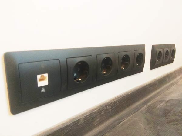 электромонтажные работы в квартире