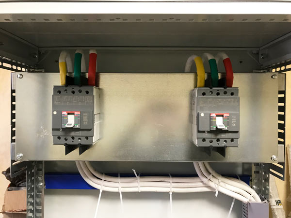 изменение схемы электропитания ЦОД