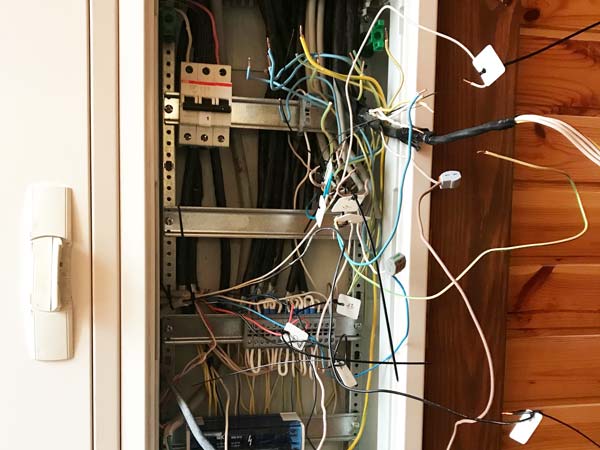 Переборка электрощита освещения в частном доме