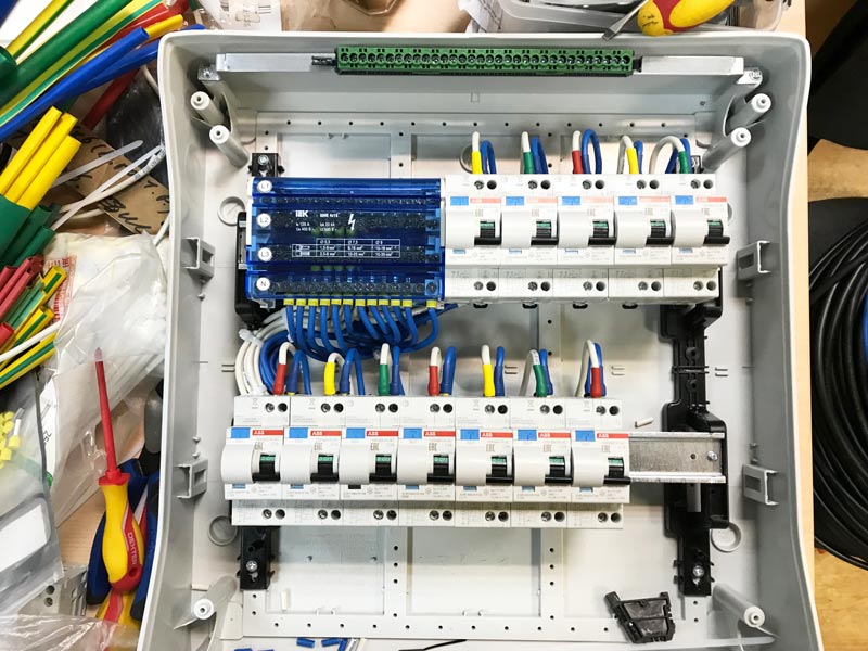 Сборка электрощита для переноса линий