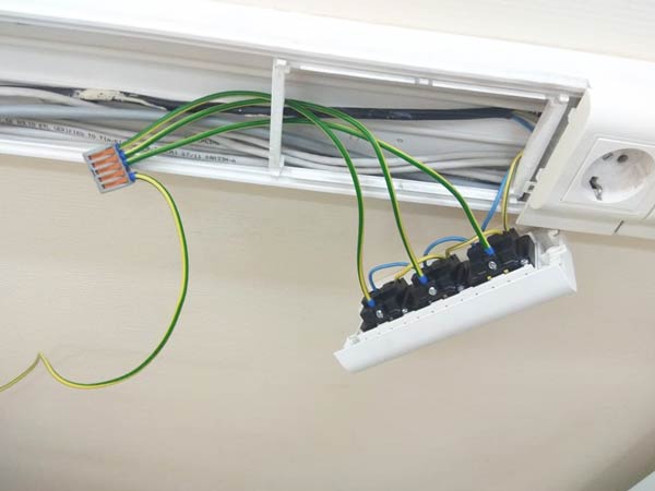 устранение дефектов заземление розеток